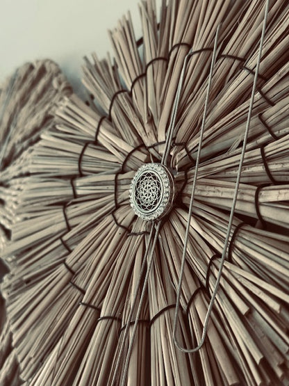 Collier ORHA - diffuse vos huiles essentielles, apaise vos émotions au quotidien.